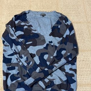 Minnie rose blue camo v neck sweater